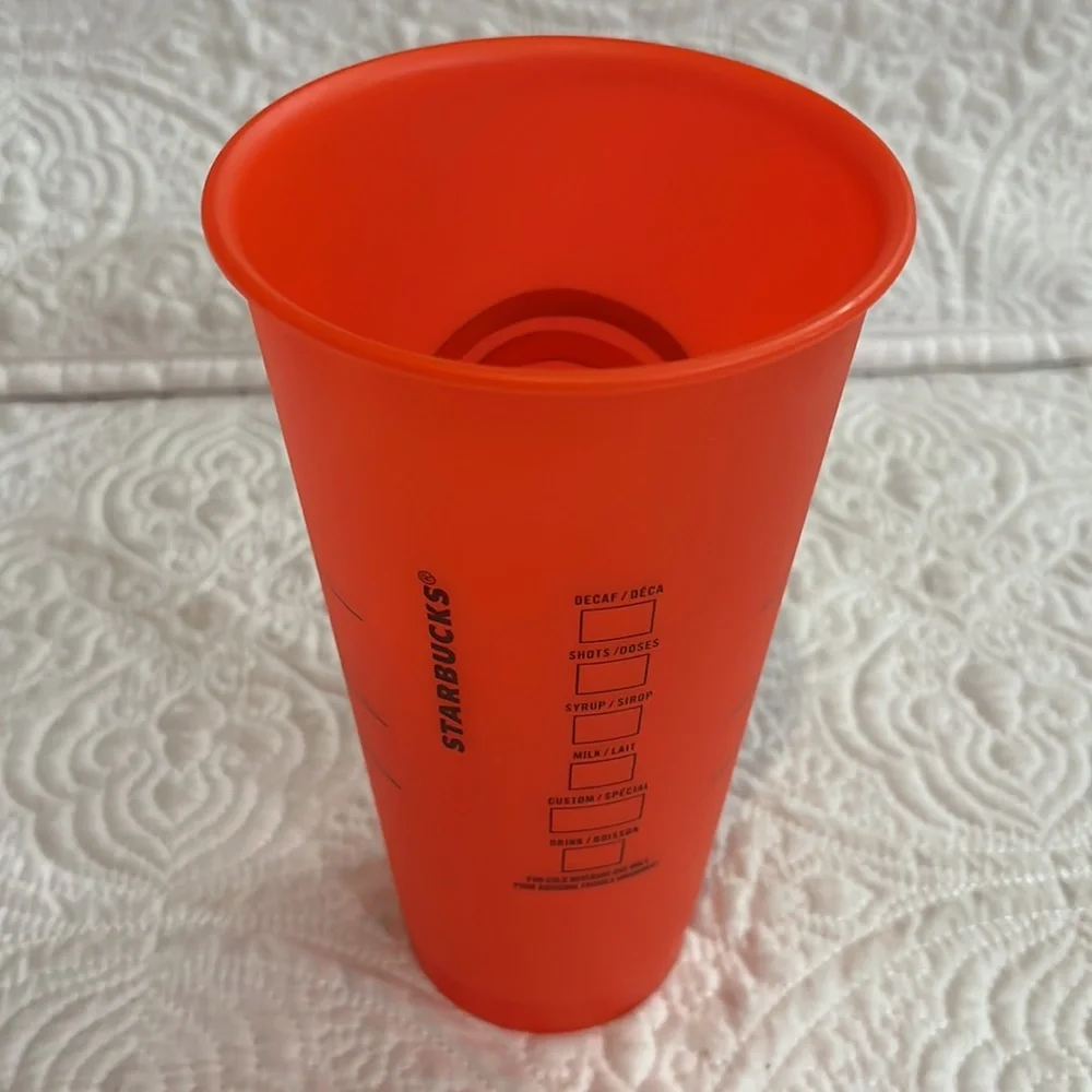 Set of 5 Starbucks tumblers, new‎